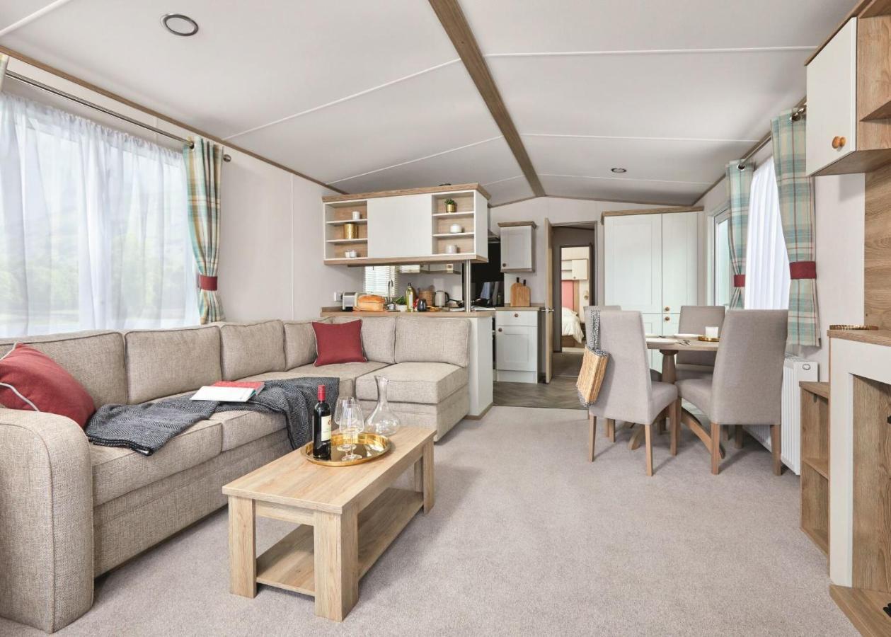 Erigmore Leisure Park Hotel Birnam Room photo